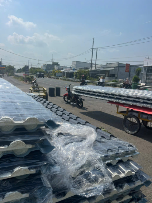 Tôn Sóng Ngói Cách Nhiệt