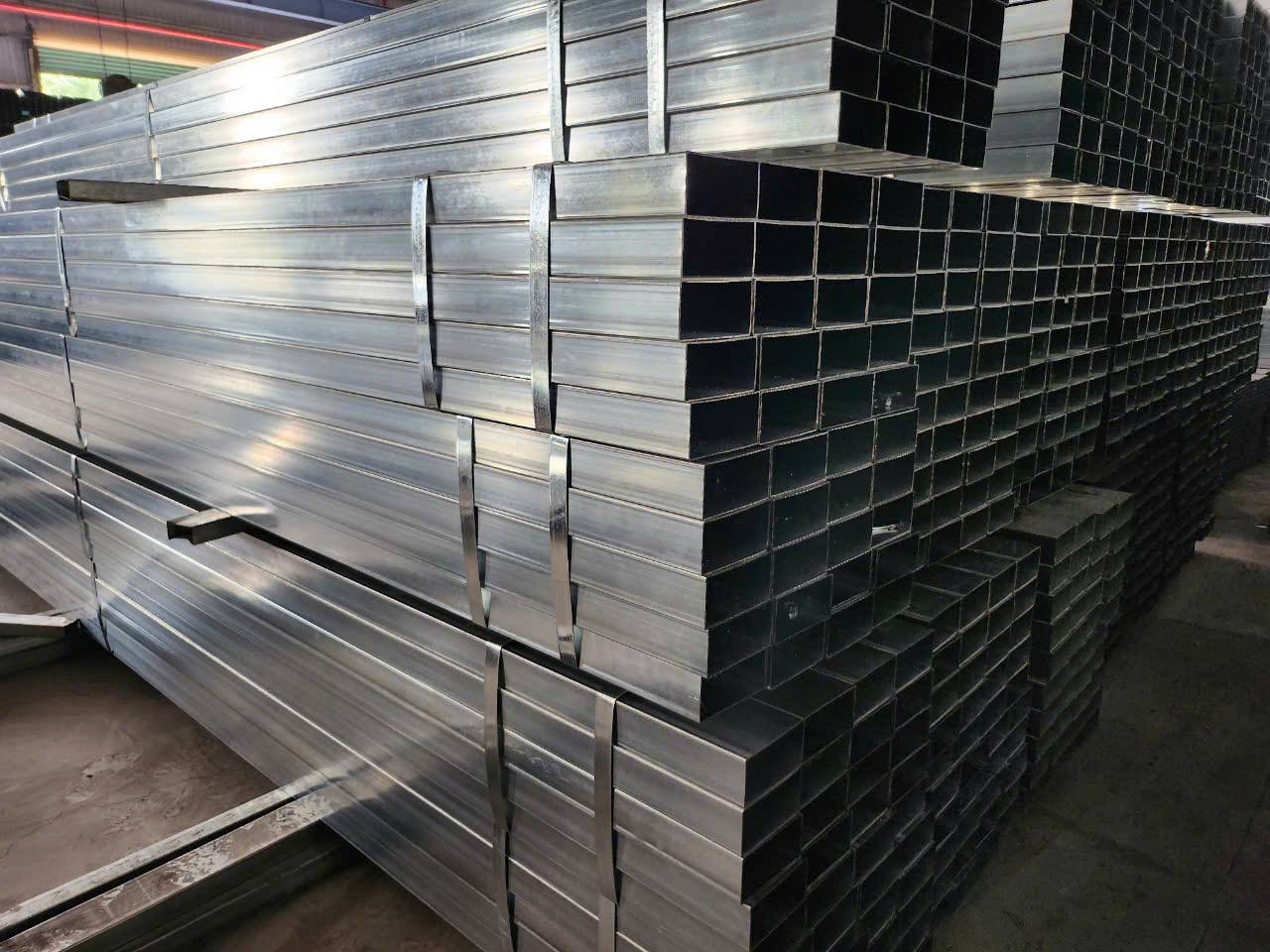 Sắt hộp 40x80 Sắt hộp 40x80