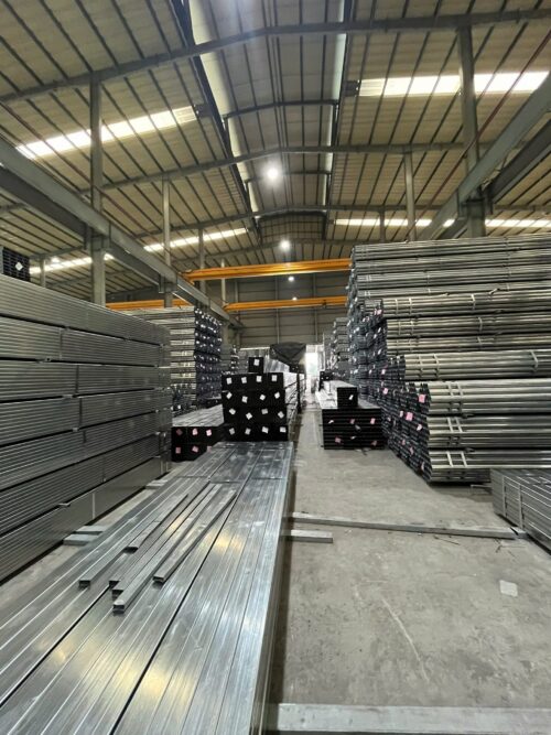 Giá Sắt hộp Nam Kim