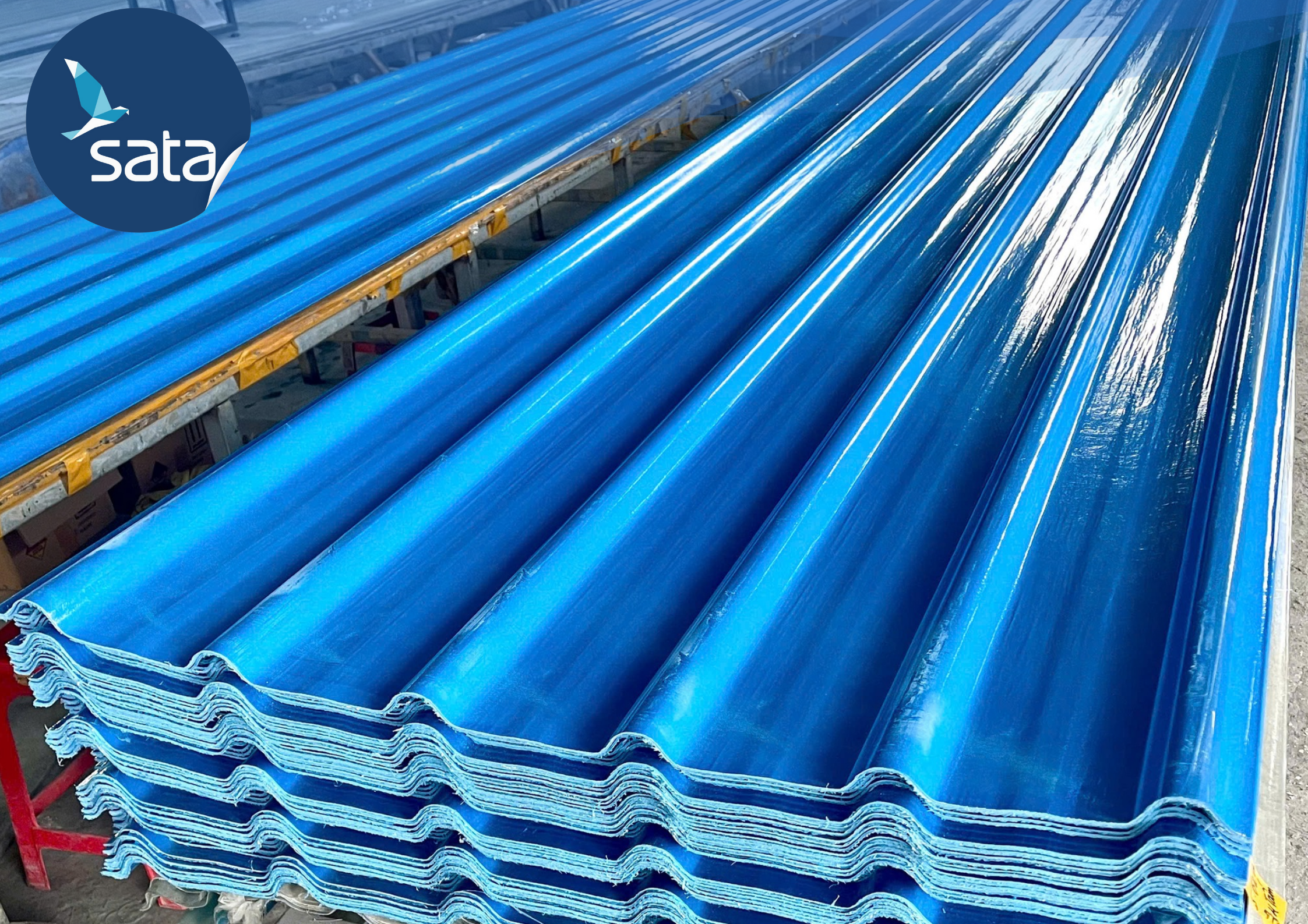 Tôn nhựa lấy sáng sợi thủy tinh Composite Tôn nhựa lấy sáng sợi thủy tinh Composite