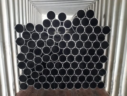 Ống thép mạ kẽm có thể chịu được các điều kiện môi trường khắc nghiệt