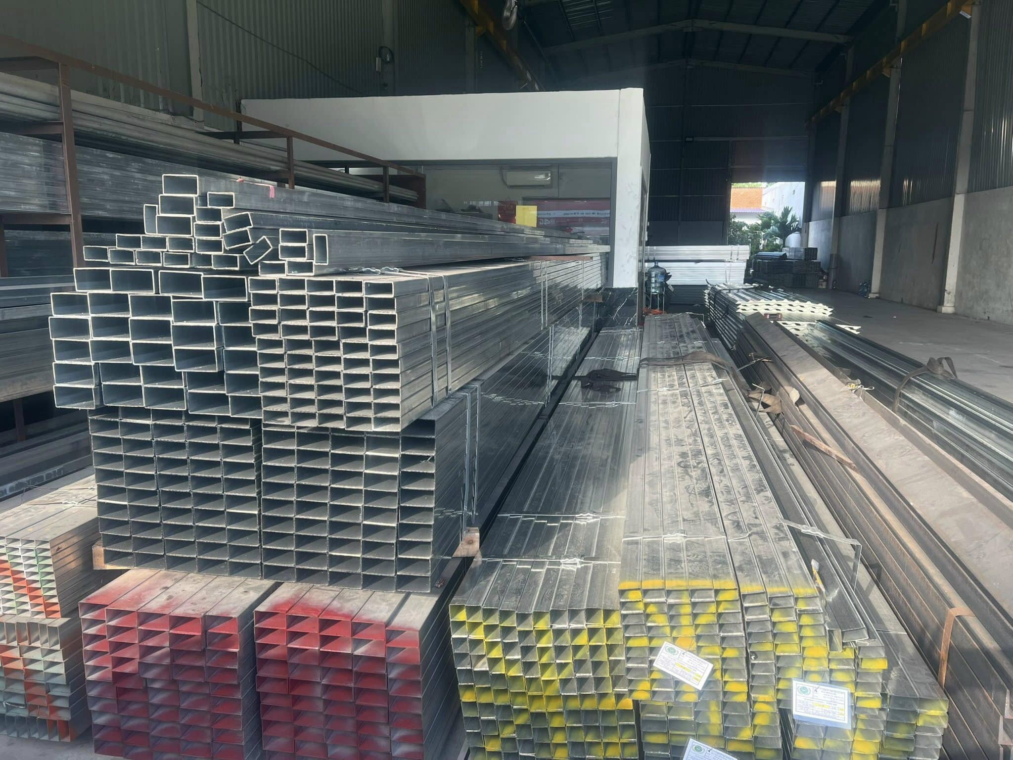 Sắt Hộp 40x80