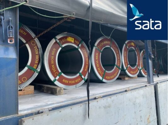 Sắt Thép SATA là đại lý chính thức của Hoa Sen, cung cấp sản phẩm tôn chính hãng với giá cạnh tranh, không qua trung gian.