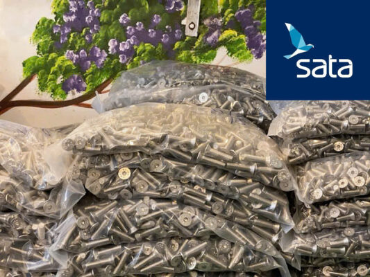 Mua số lượng lớn thường sẽ được chiết khấu giá sỉ từ nhà sản xuất hoặc đại lý.