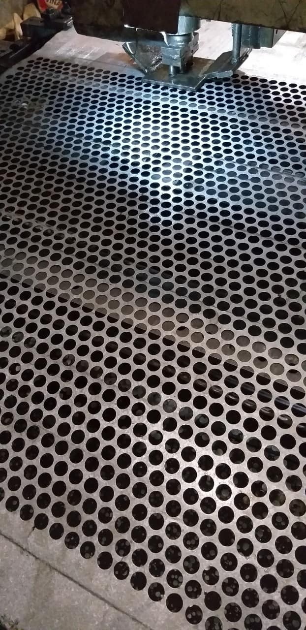 inox đục lỗ 6 inox đục lỗ